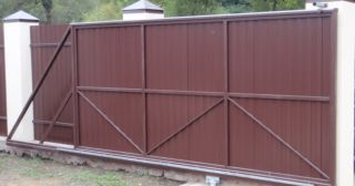 Купить откатные ворота из профнастила Борзя, цена от 1730 руб.